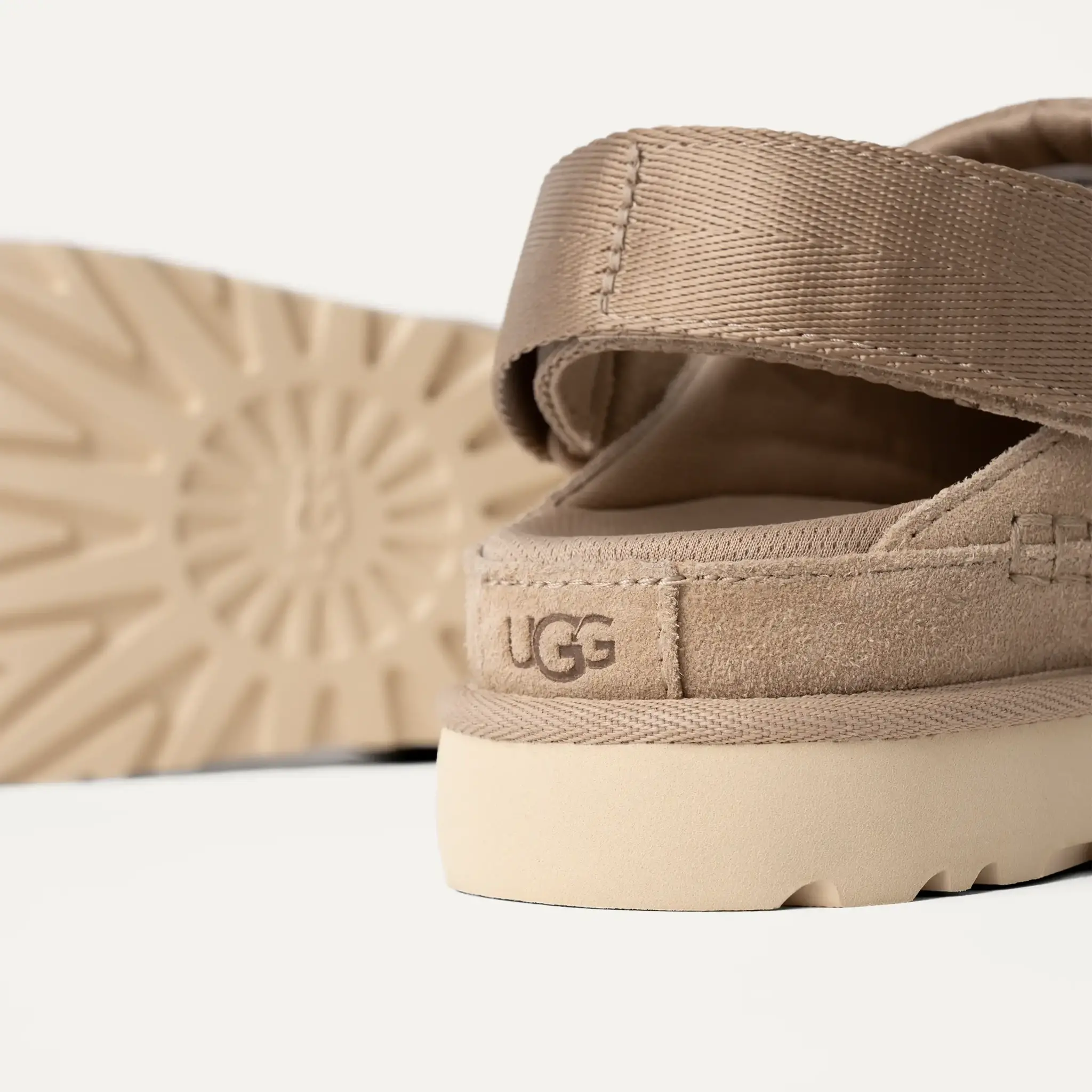 UGG UGG Klomp Goldenstar 1138252 Sand