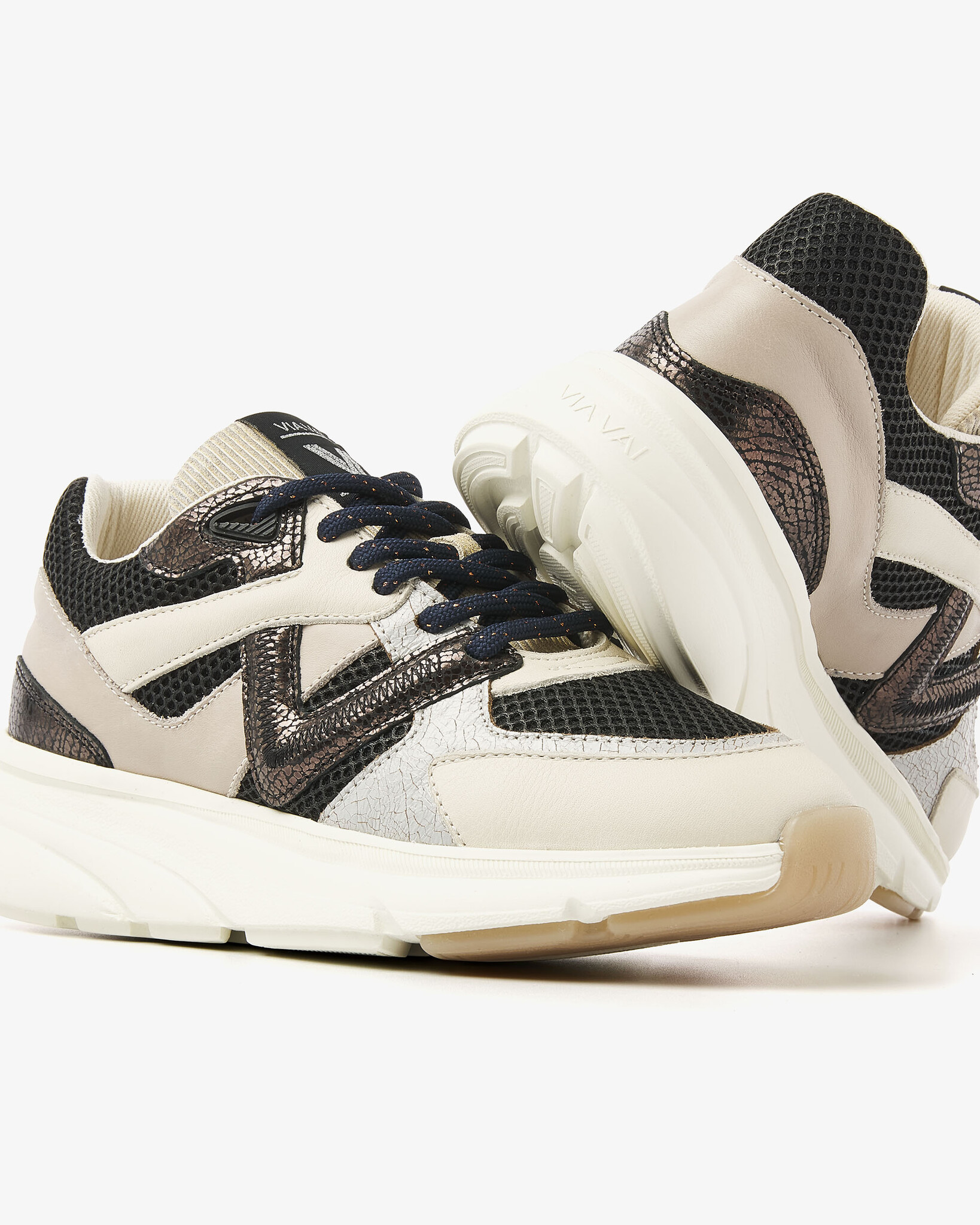 Via Vai VIA VAI Sneakers Vic Kyro 62184-05-900 Zwart Multi