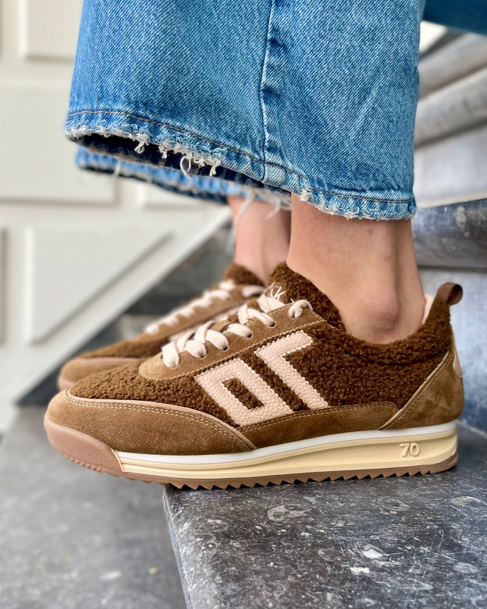 BACK 70 BACK 70 Sneaker Jogger Bruin Teddy