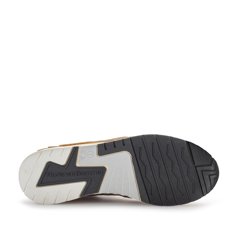 Floris van Bommel Floris van Bommel Sneaker De Runner 07.10 Taupe