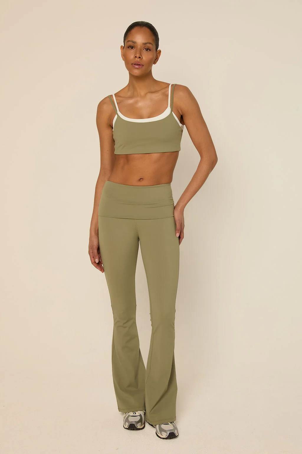 Bruna Flared Legging Sage Green-1