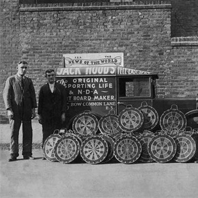 Stukje geschiedenis over Darten Stukje geschiedenis over Darten