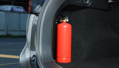 Brandblusser in de auto verplicht ?