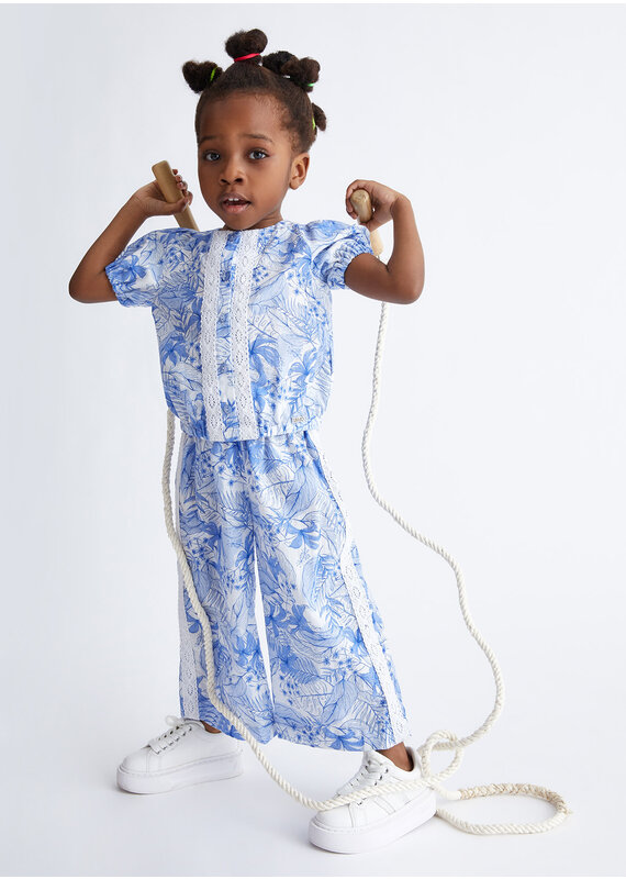 Broek- Air blue flowers