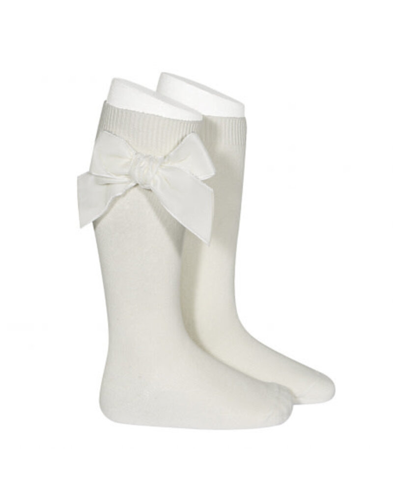 Condor Kniekousjes condor - beige (off-white) met strik in velvet T4-303