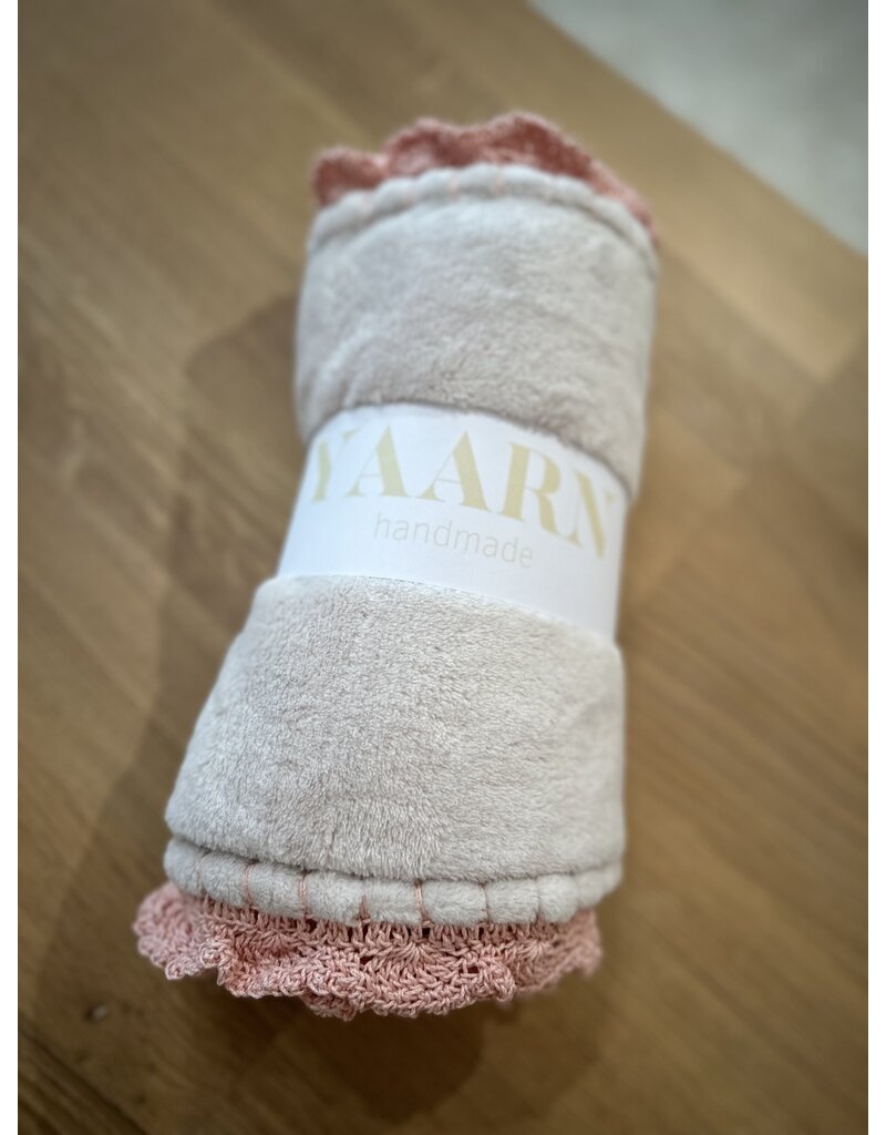 Yaarn Yaarn handmade - Fleece 70x100cm  beige/roze