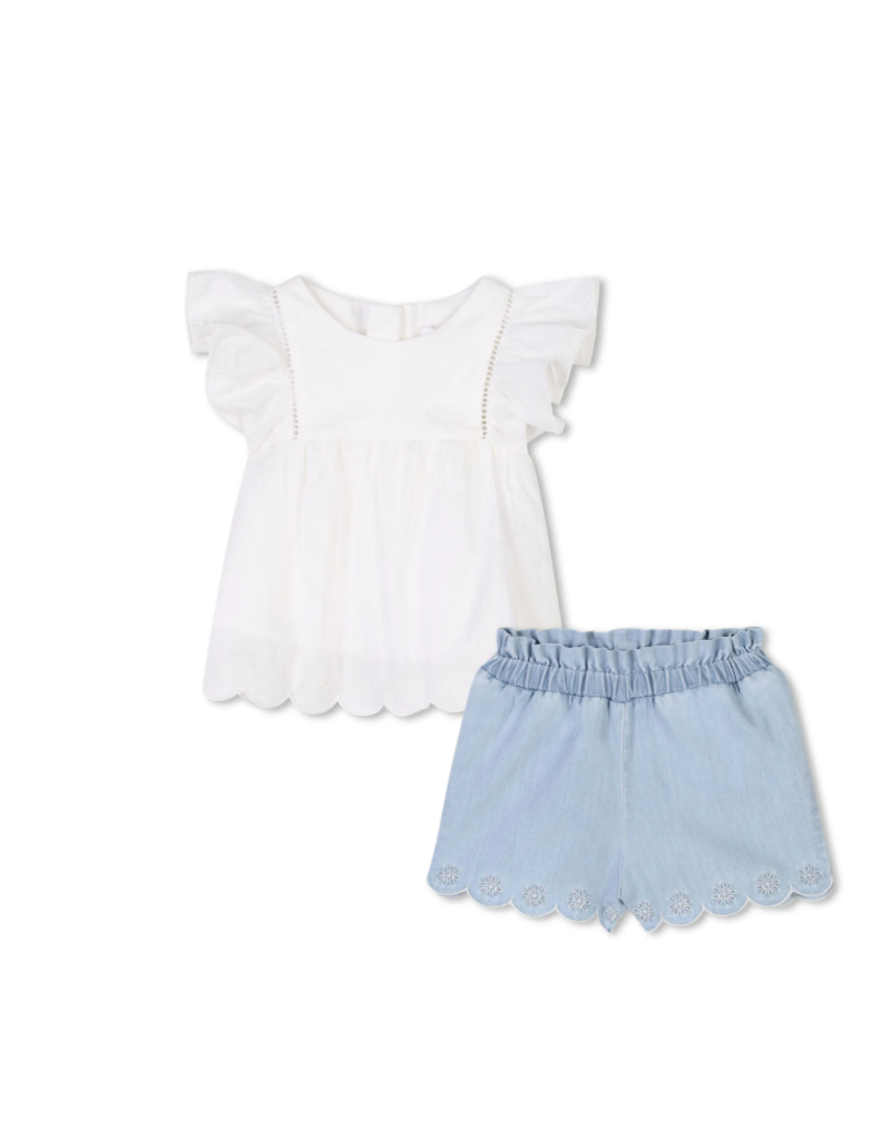Chloé Chloé - set witte t-shirt met blauw shortje