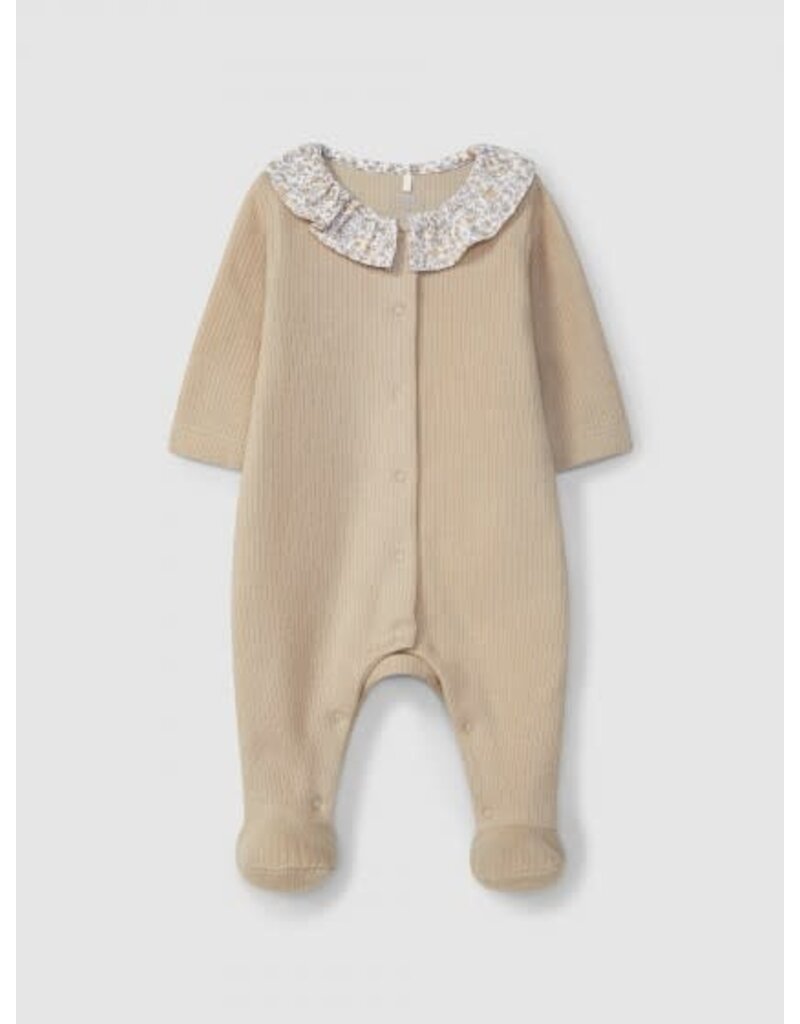 Laranjinha kruippakje met ruffel kraagje