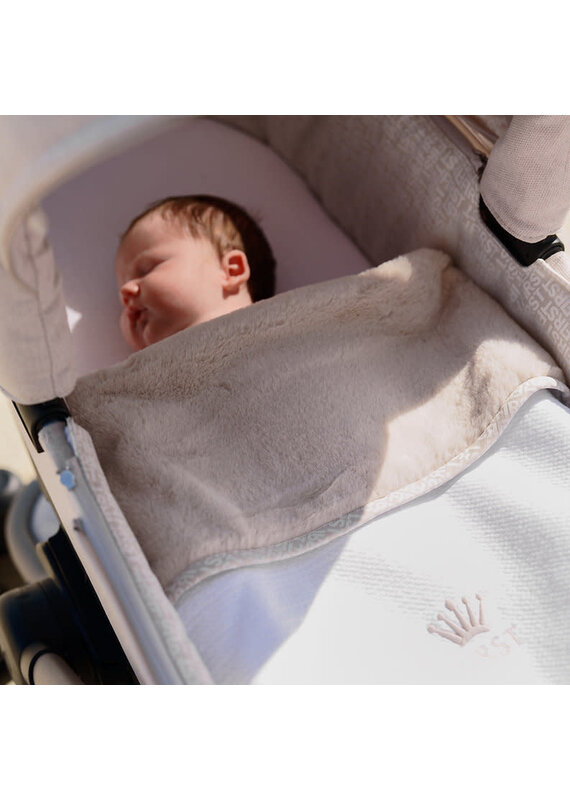 First First - Deken Lio First Class Edition white-beige