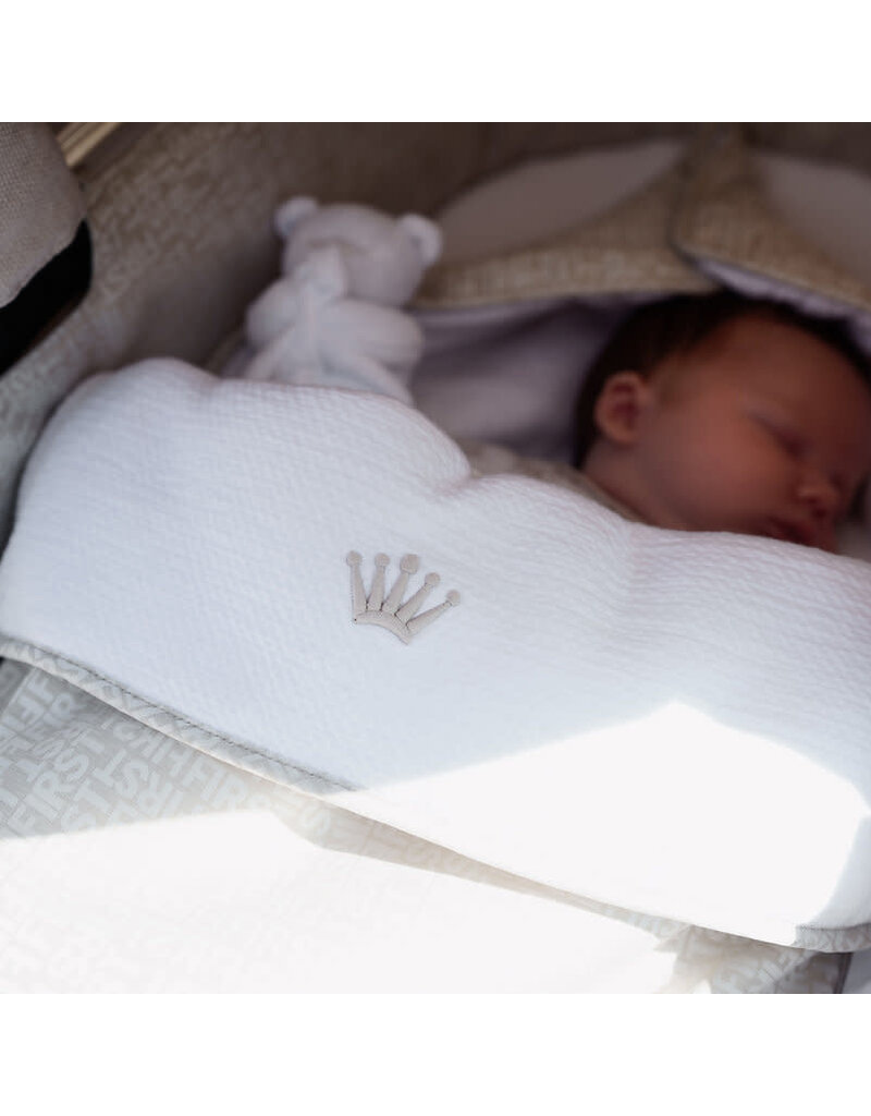 First First - Engelnestje voor autostoel Noa First Class Edition Beige-off white