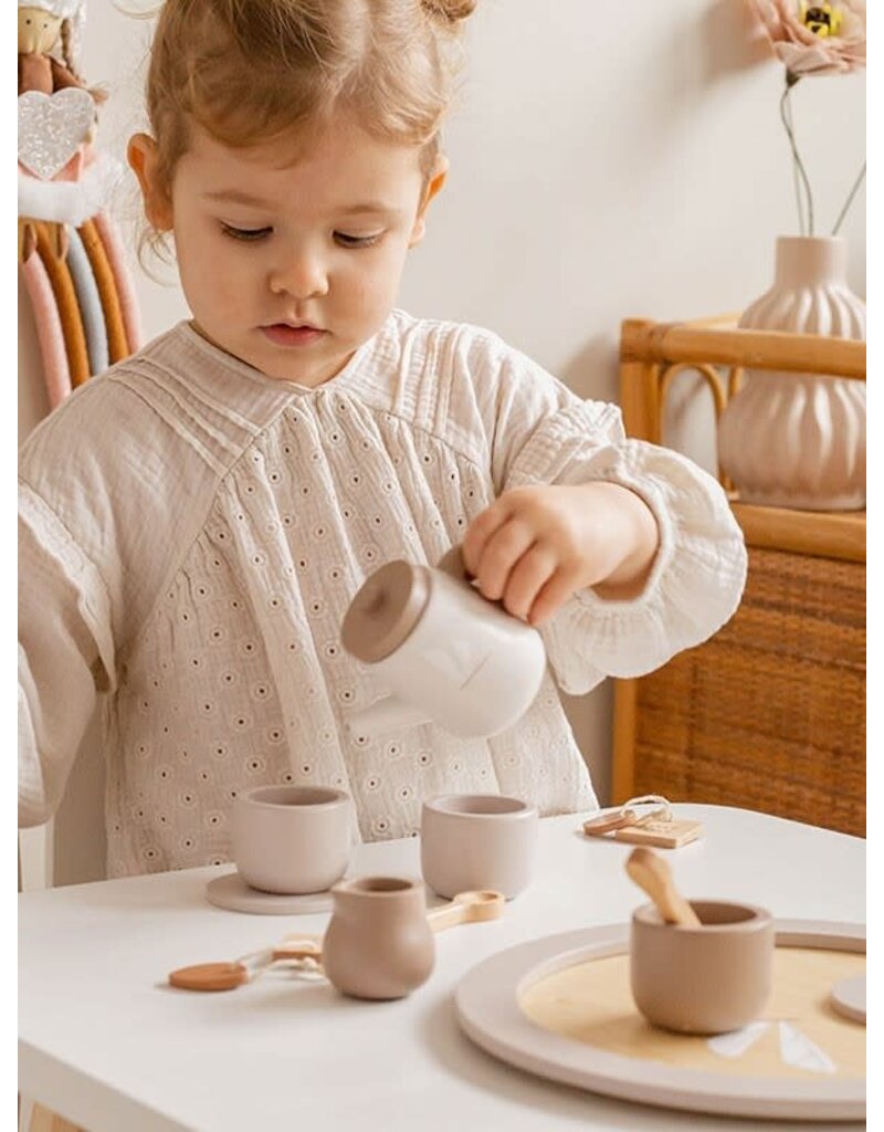 Label Label Label Label -  Thee set - nougat