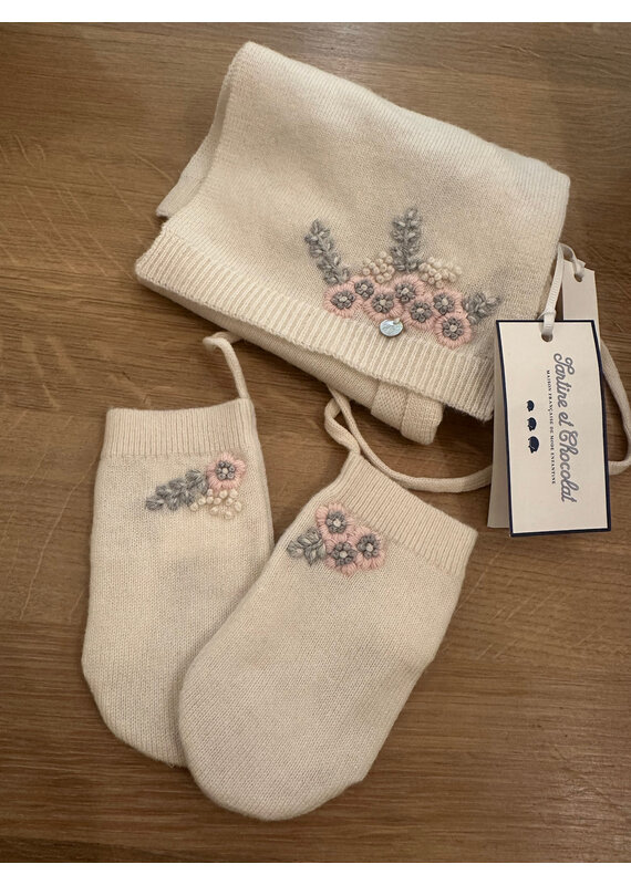 Tartine & Chocolat T&C sjaal  + handschoenen ecru - gehaakte bloemenprint  T3