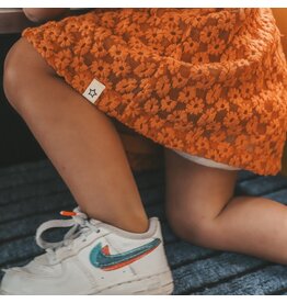 Your Wishes Your wishes - oranje rokje geborduurd