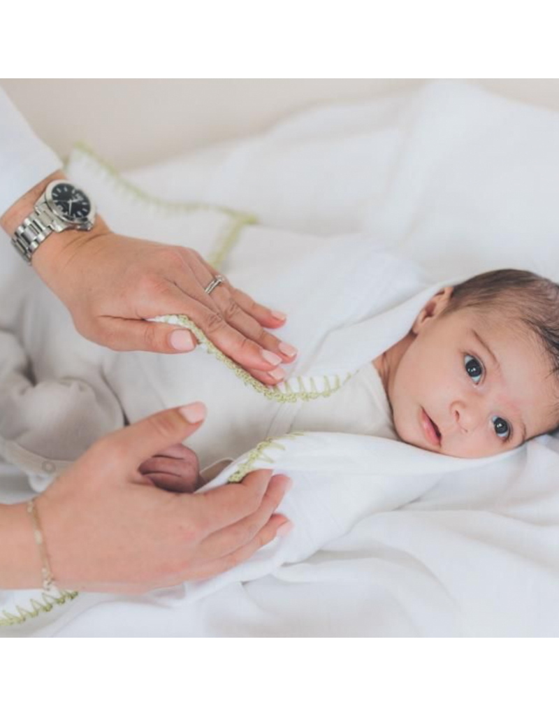 Yaarn Yaarn - muslin swaddle 120x120 wit/roze