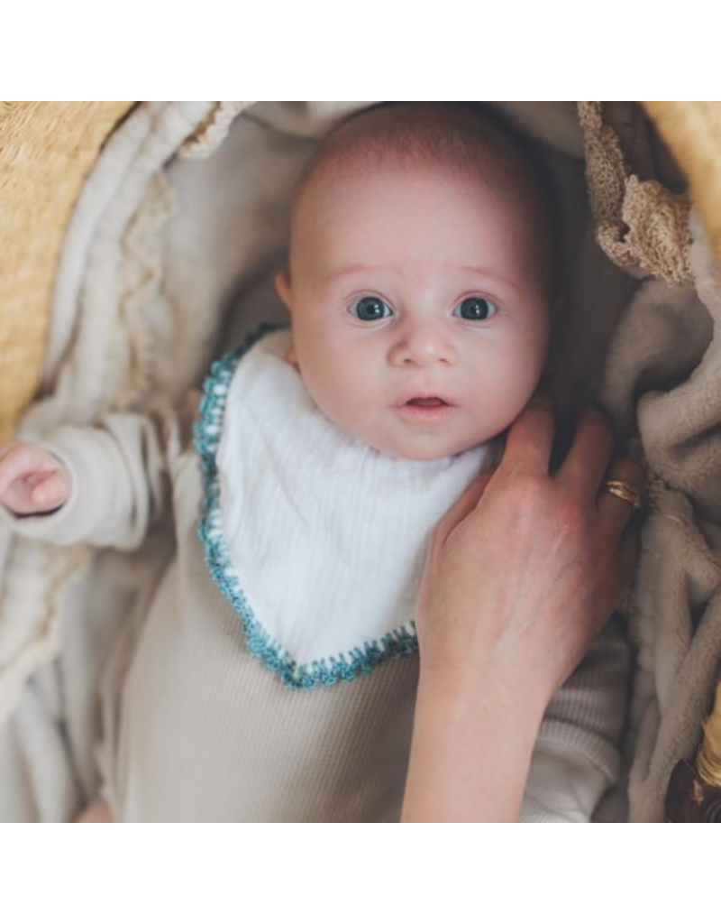 Yaarn Yaarn - muslin bib licht blauw