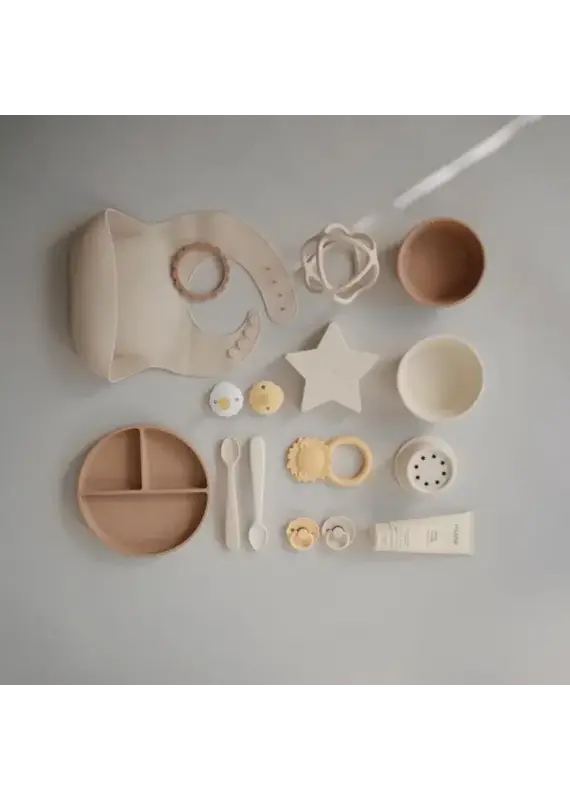 Mushie Mushie - slabbetje met opvangbakje shifting sand