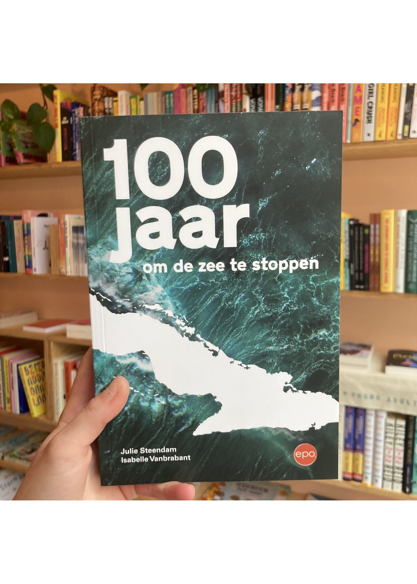 Julie Steendam 100 jaar om de zee te stoppen