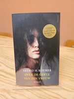 Astrid Roemer Over de Gekte van een Vrouw