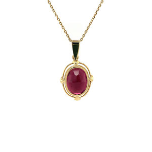 Gold pendant with garnet 14 krt
