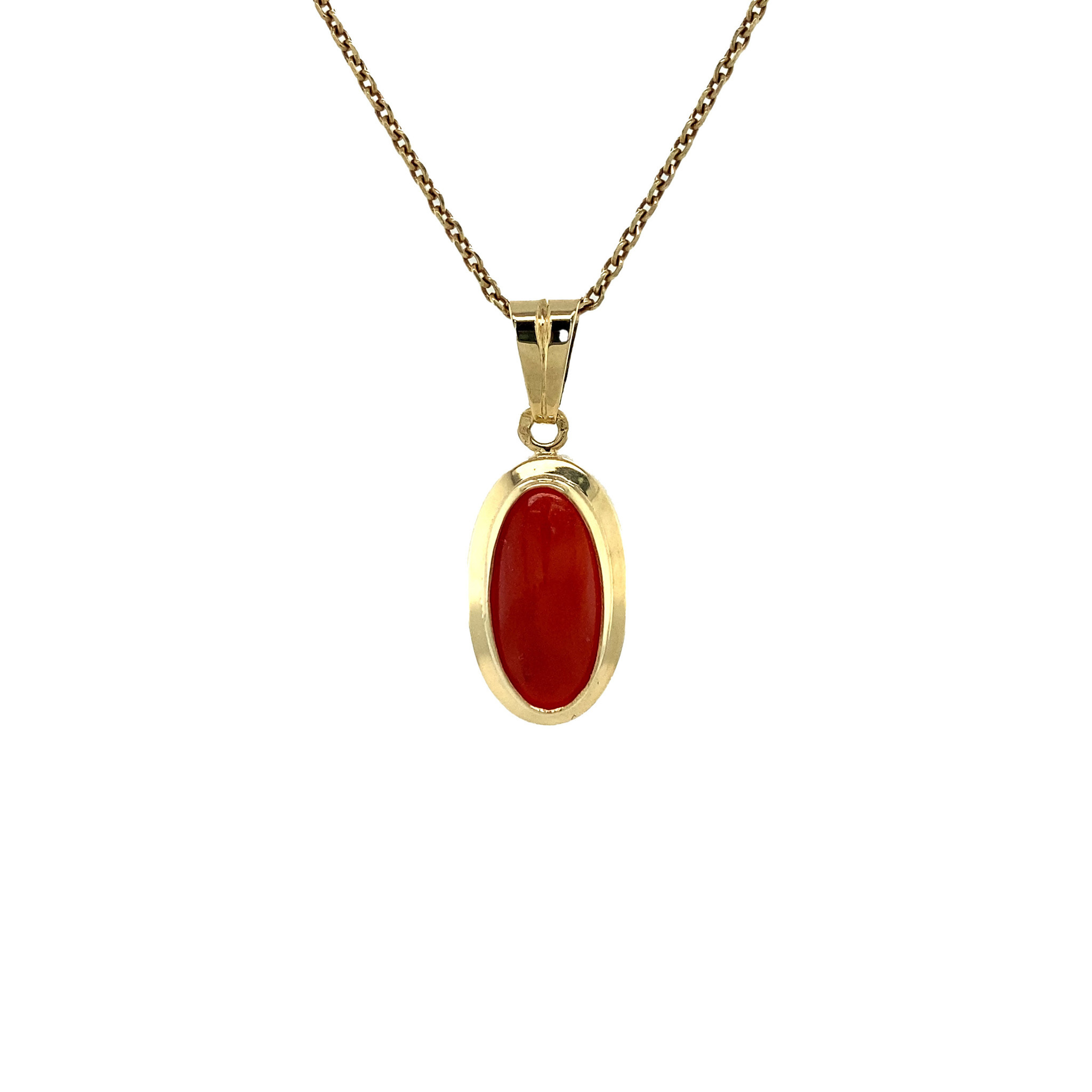 Gold pendant with red coral 14 krt Vintage Jewellery
