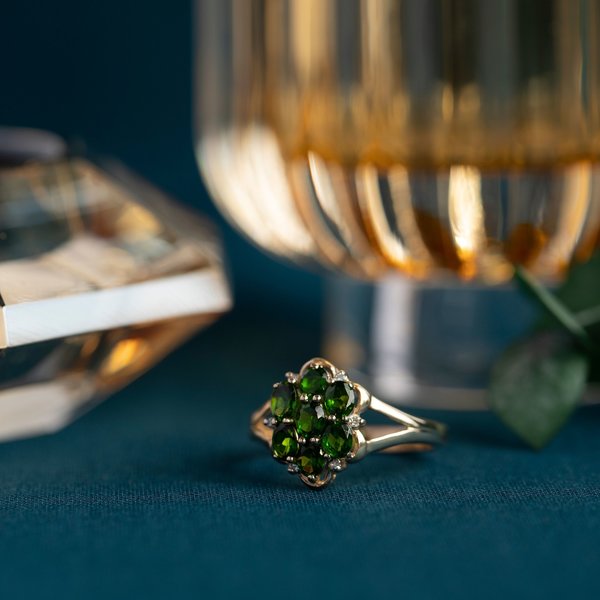 vintage Entourage ring met smaragd en diamant 9 krt