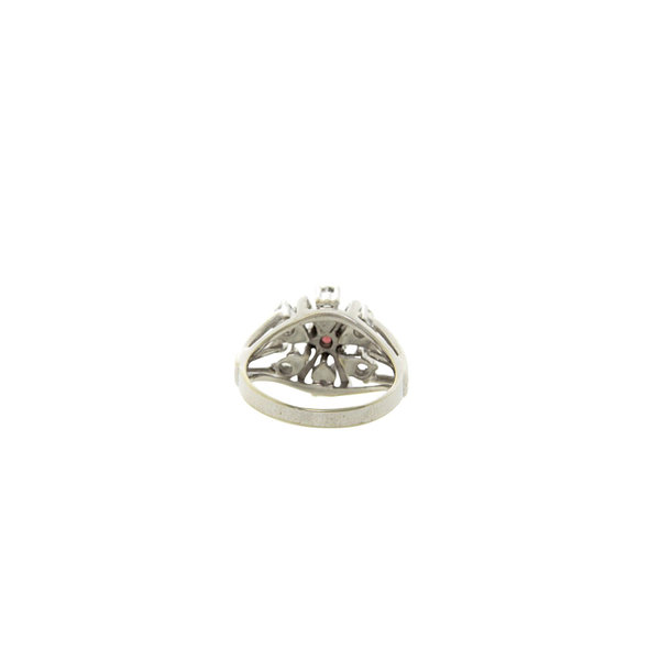 vintage White gold entourage ring with ruby and diamond 14 krt