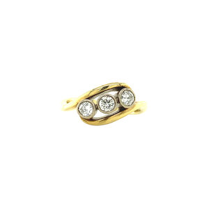 Gold ring with diamond 14 krt