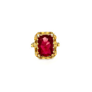 Gold ring with ruby 14 crt