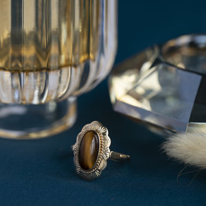Gouden ring met tijgeroog 14 krt