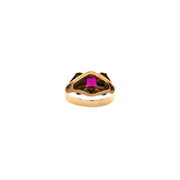 vintage Ring with synthetic ruby 9 krt