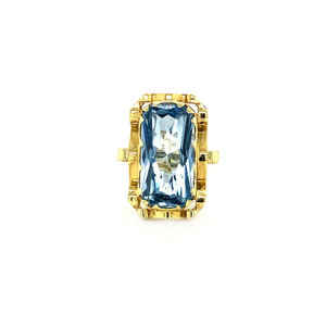 Gold ring with aquamarine 14 krt