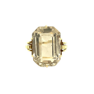 Gold ring with light smoked topaz 14 krt