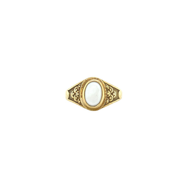 vintage Gouden ring met witte onyx 14 krt