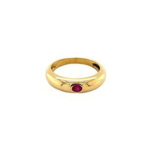 Gold ring with ruby 18 krt