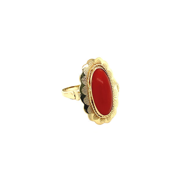 vintage Gouden ring met bloedkoraal 14 krt