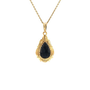 Gold pendant with garnet 14 krt