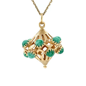 Gold pendant with jade 14 crt