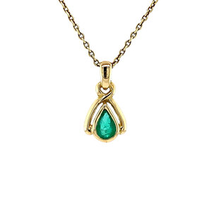 Gold pendant with emerald 14 krt