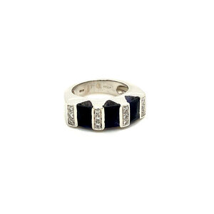 Witgouden ring met amethist en diamant 18 krt