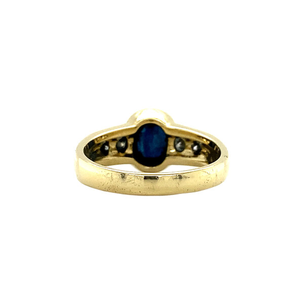 vintage Gold ring with diamond and sapphire 18 krt