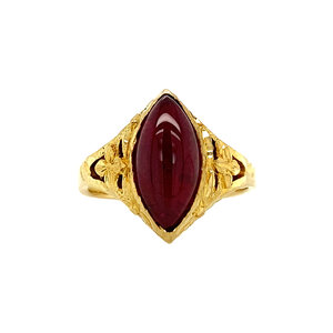 Gold ring with ruby 14 krt