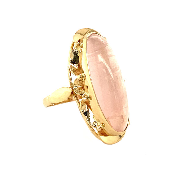 vintage Gold ring with rose quartz 14 krt