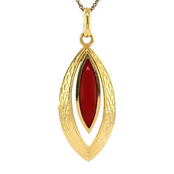 vintage Gold pendant with blood coral 14 krt