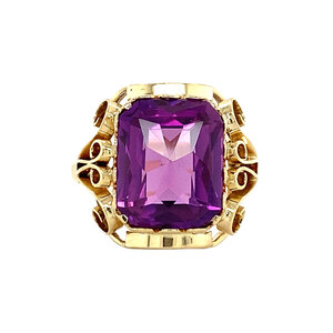 Gouden ring met roze saffier 14 krt