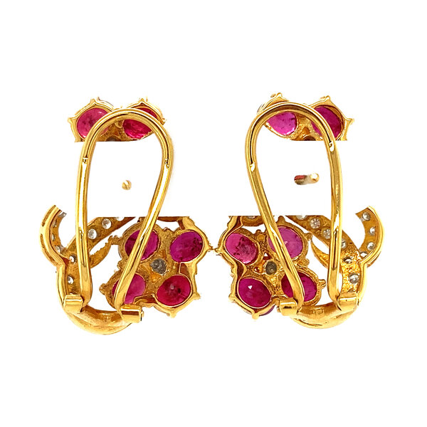 vintage Gold earrings with ruby and diamond 18 krt