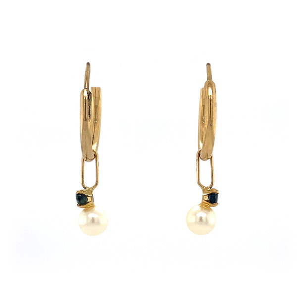 vintage Gold earrings with pearl and sapphire 14 krt
