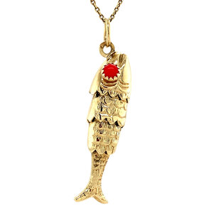 Gold pendant fish with blood coral 14 krt