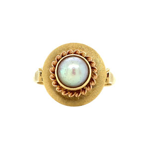 Gold ring with pearl 14 krt