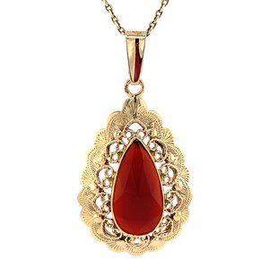 Gold pendant with carnelian 14 kt