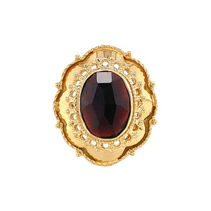 Gold ring with garnet 14 krt